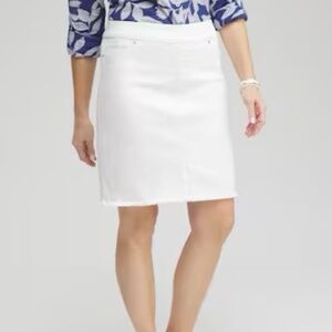 Chico's No Stain Pull-on Fray Hem Skort